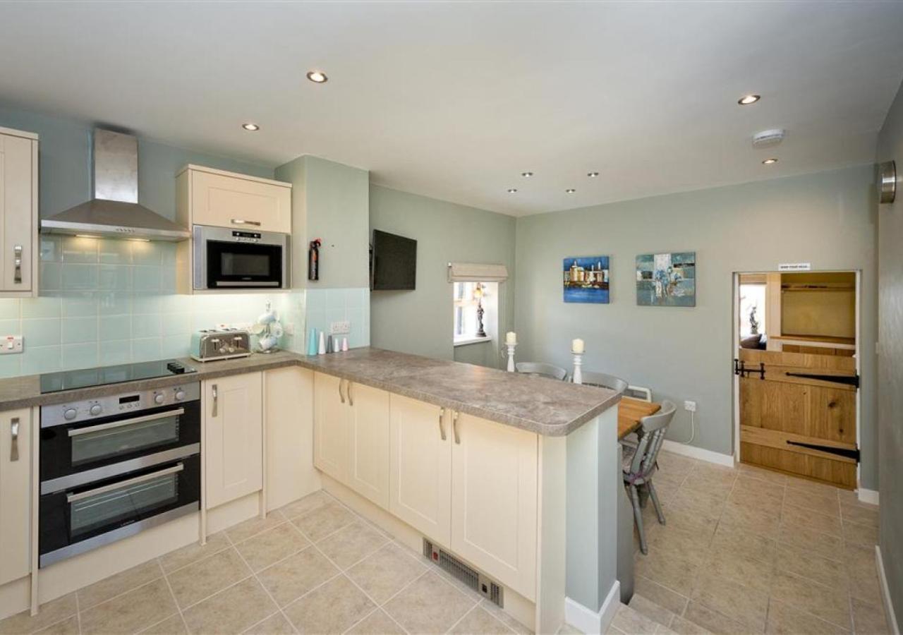 3 Bed in Pwllheli oc-brynre view 5