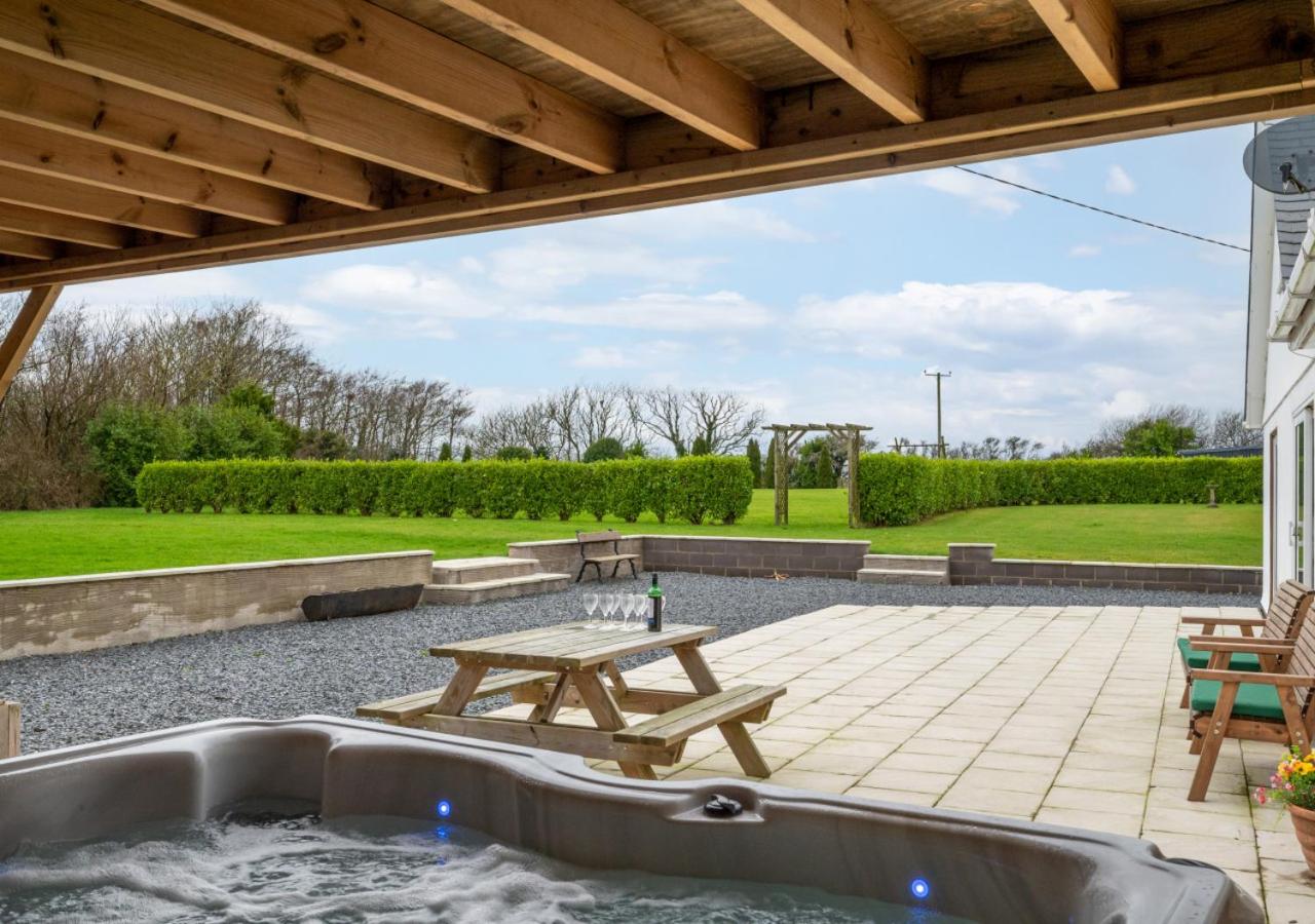 5 Bed in Bryncroes oc-llecyn
