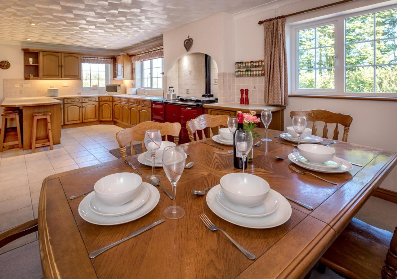 5 Bed in Bryncroes oc-llecyn