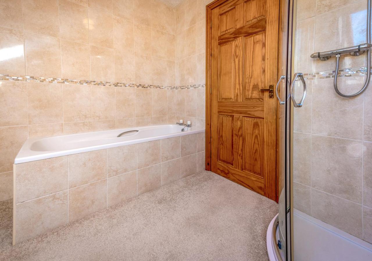 5 Bed in Bryncroes oc-llecyn