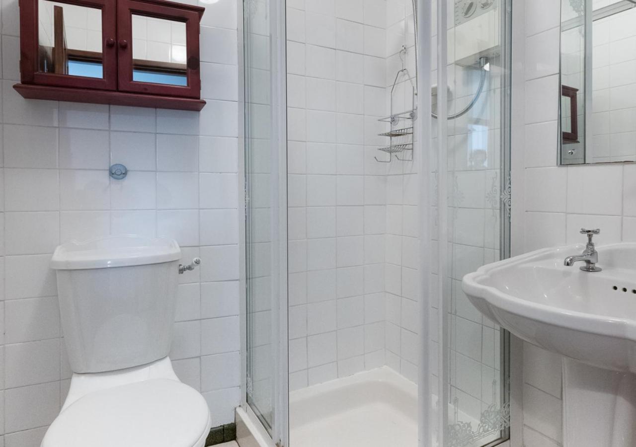 1 Bed in Llanbedrog oc-camell