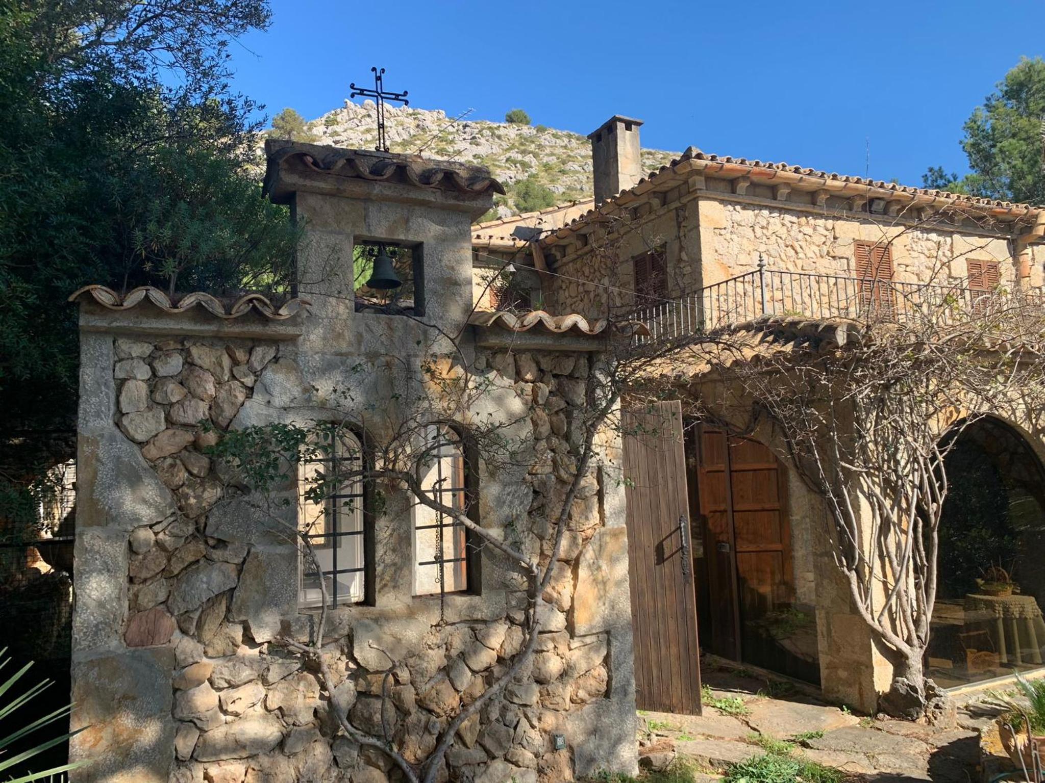 Semi-detached house in Ca´n picafort view 3