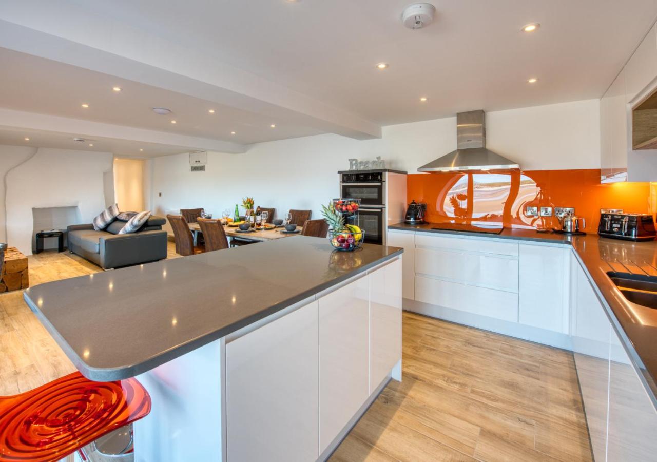 3 Bed in Llanbedrog oc-tidesr view 5