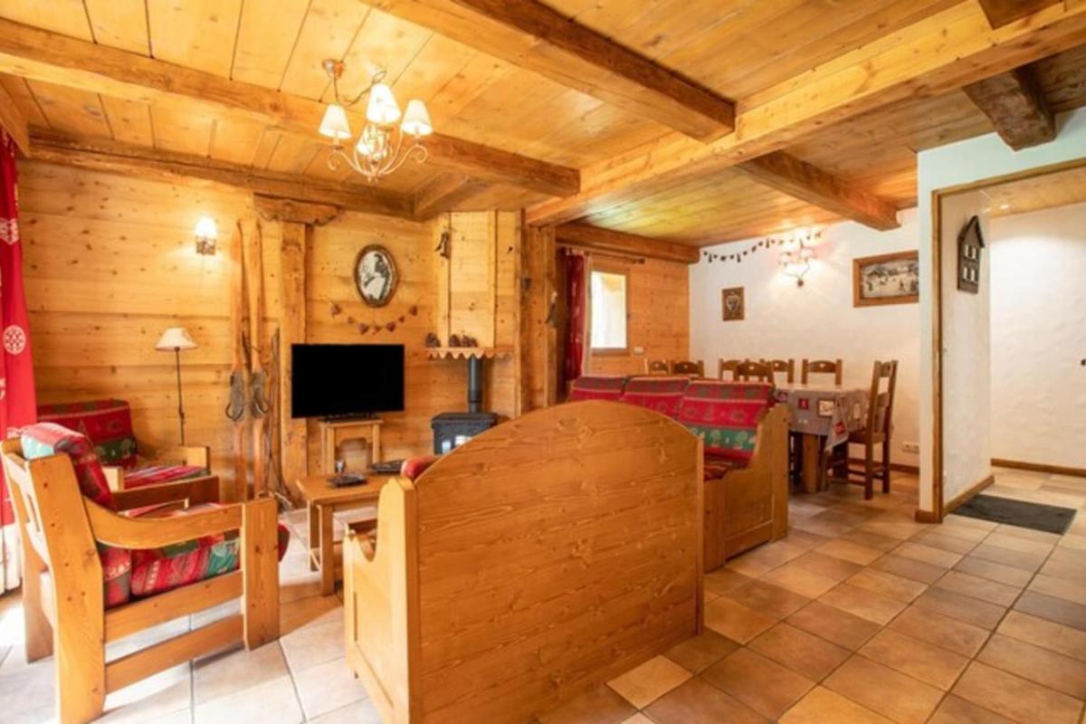 CASA-Chalet Brizolée lake-view chalet in Tignes close to ski area view 2