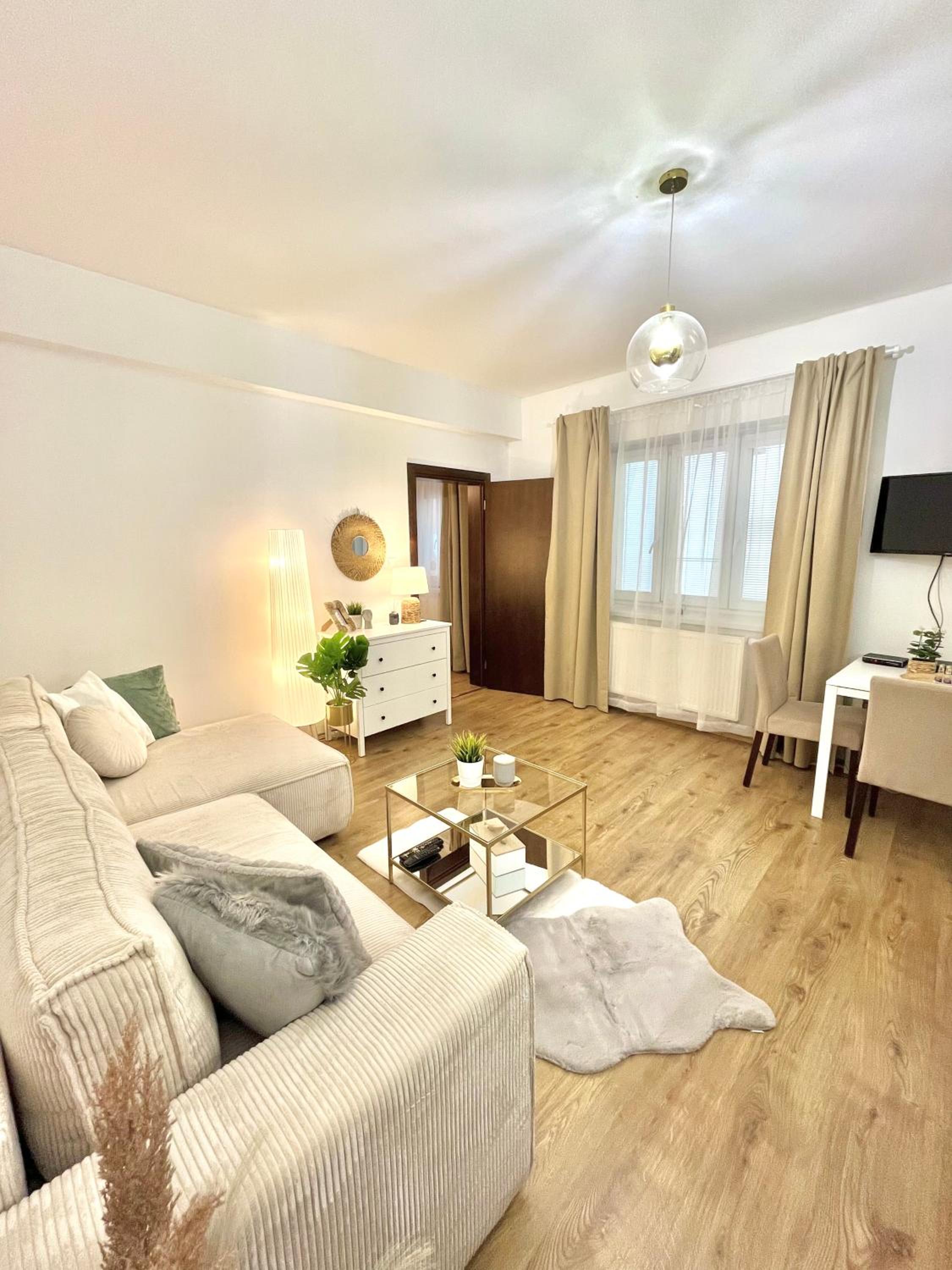 URBAN JUNGLE Apartment old town Air Conditioned view 2