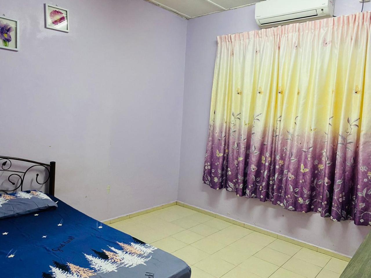 ZR Homestay Kemaman dengan 3 Bilik Tidur 2 Bilik Air photo 2