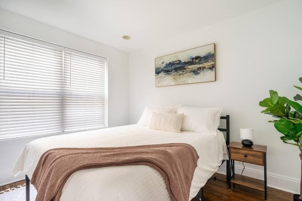 Apartment by the lake view 2