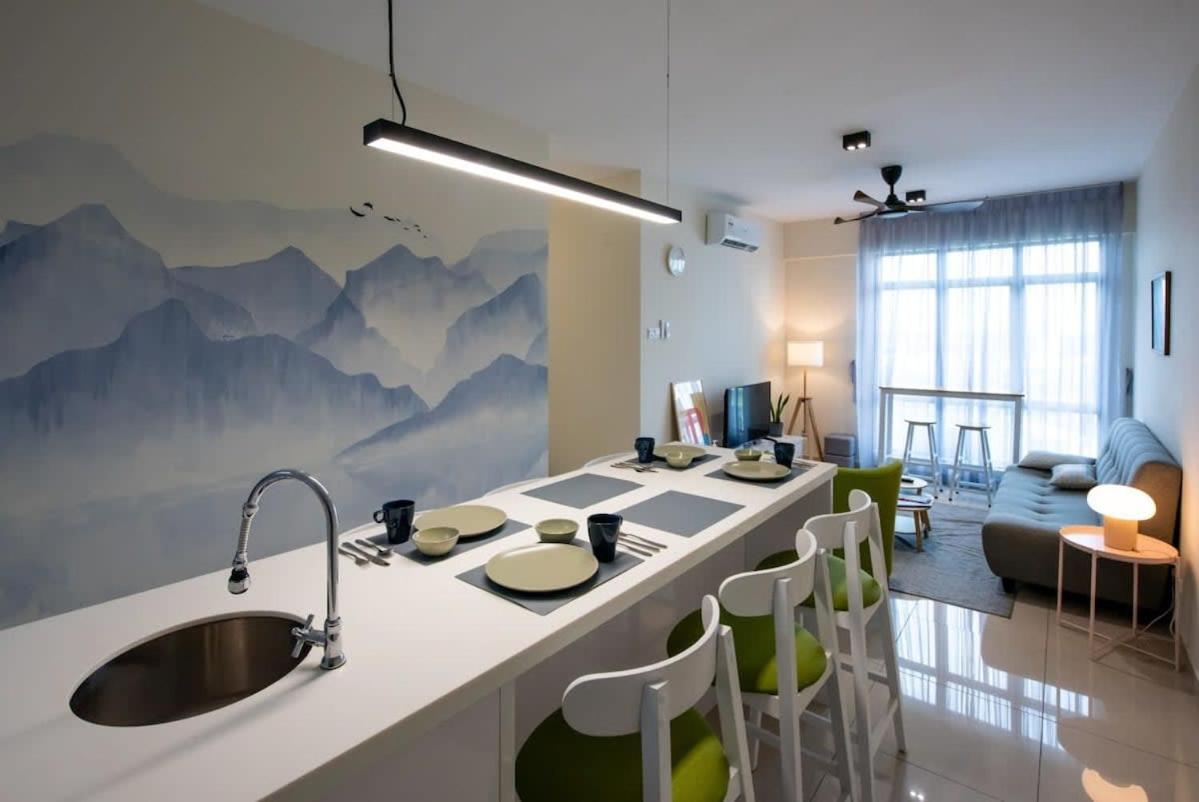 Modern & Cozy 3BR Apt ARC at Austin Free Parking