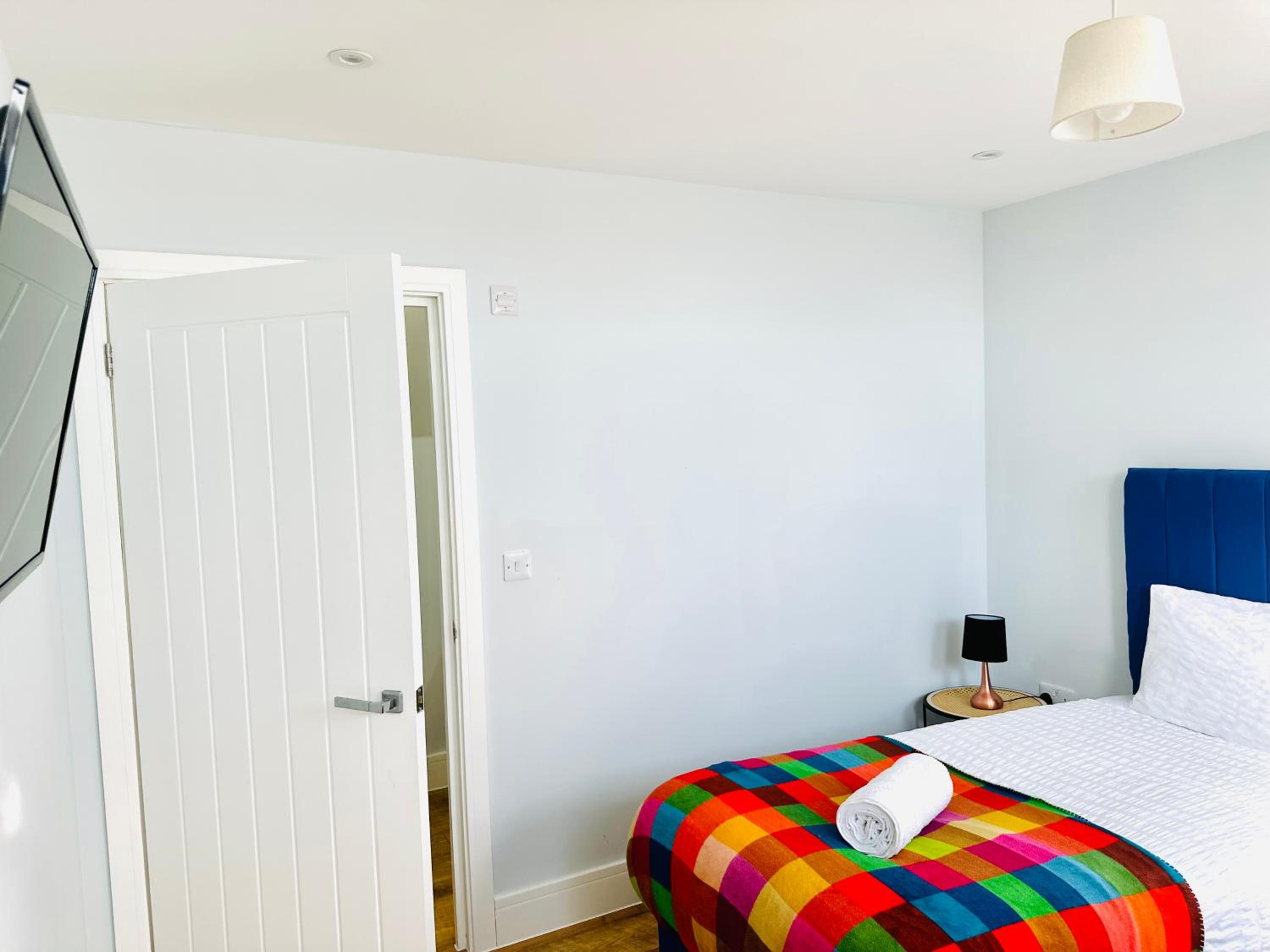 Cosy house with Private Parking and Hot tub
