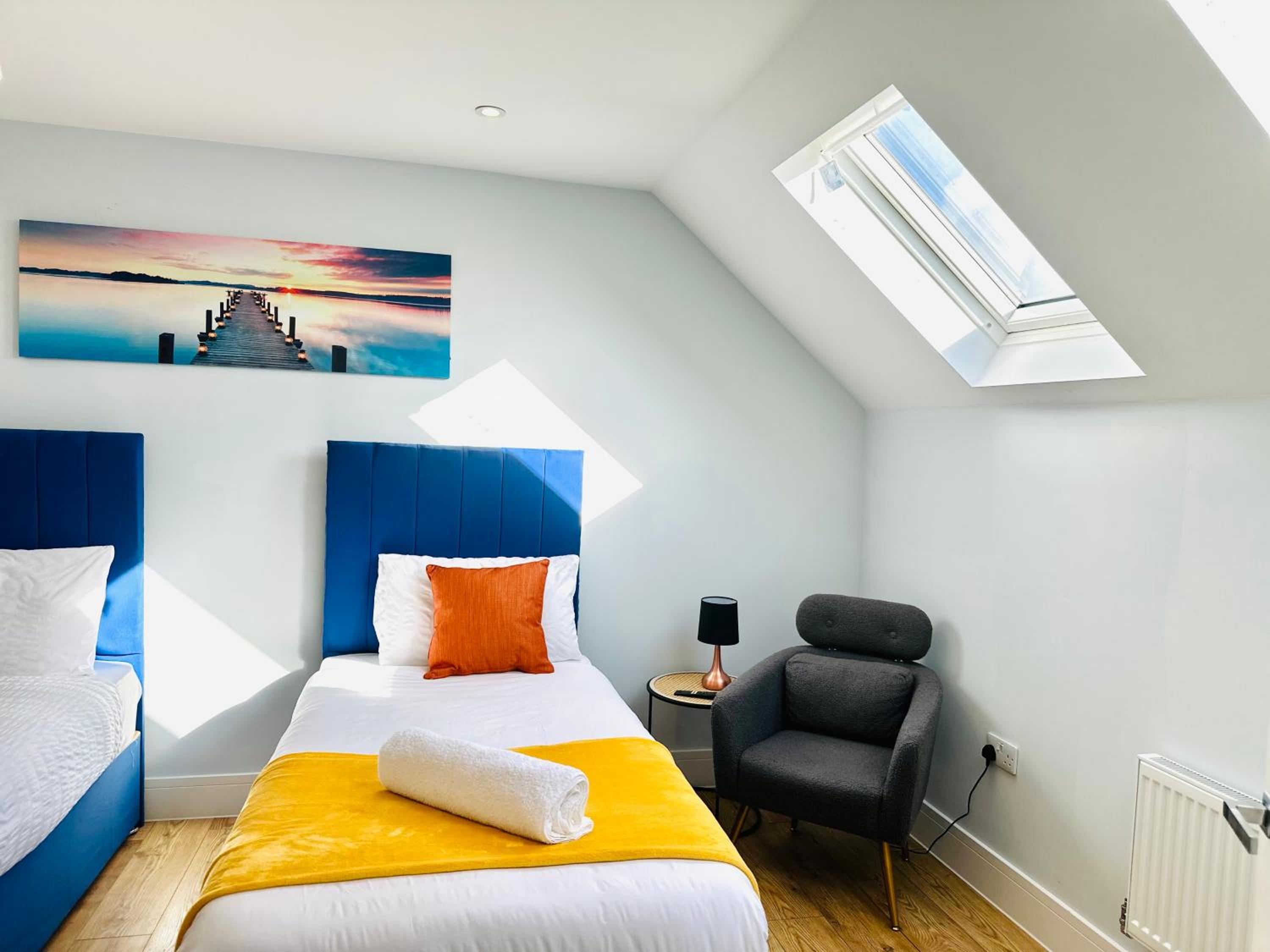 Cosy house with Private Parking and Hot tub