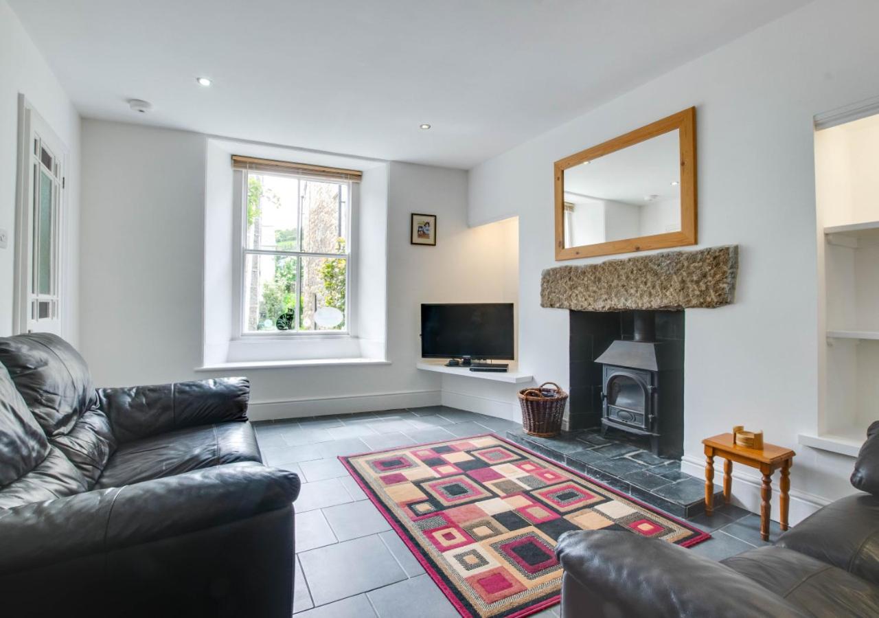 2 Bed in Mousehole oc-carvos