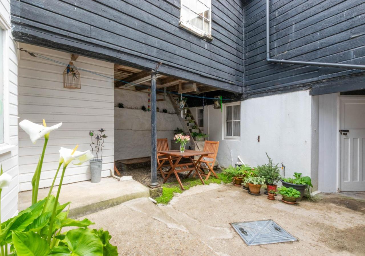 2 Bed in Mousehole oc-carvos
