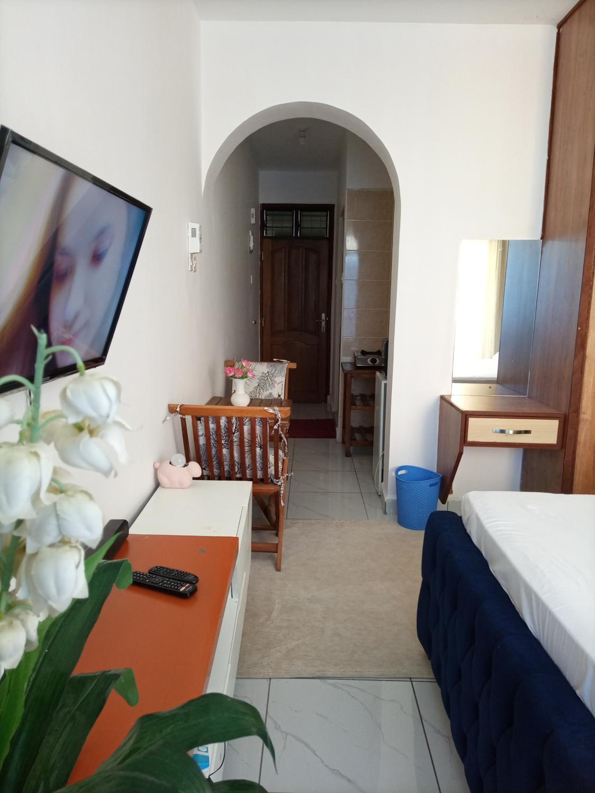 hotel room