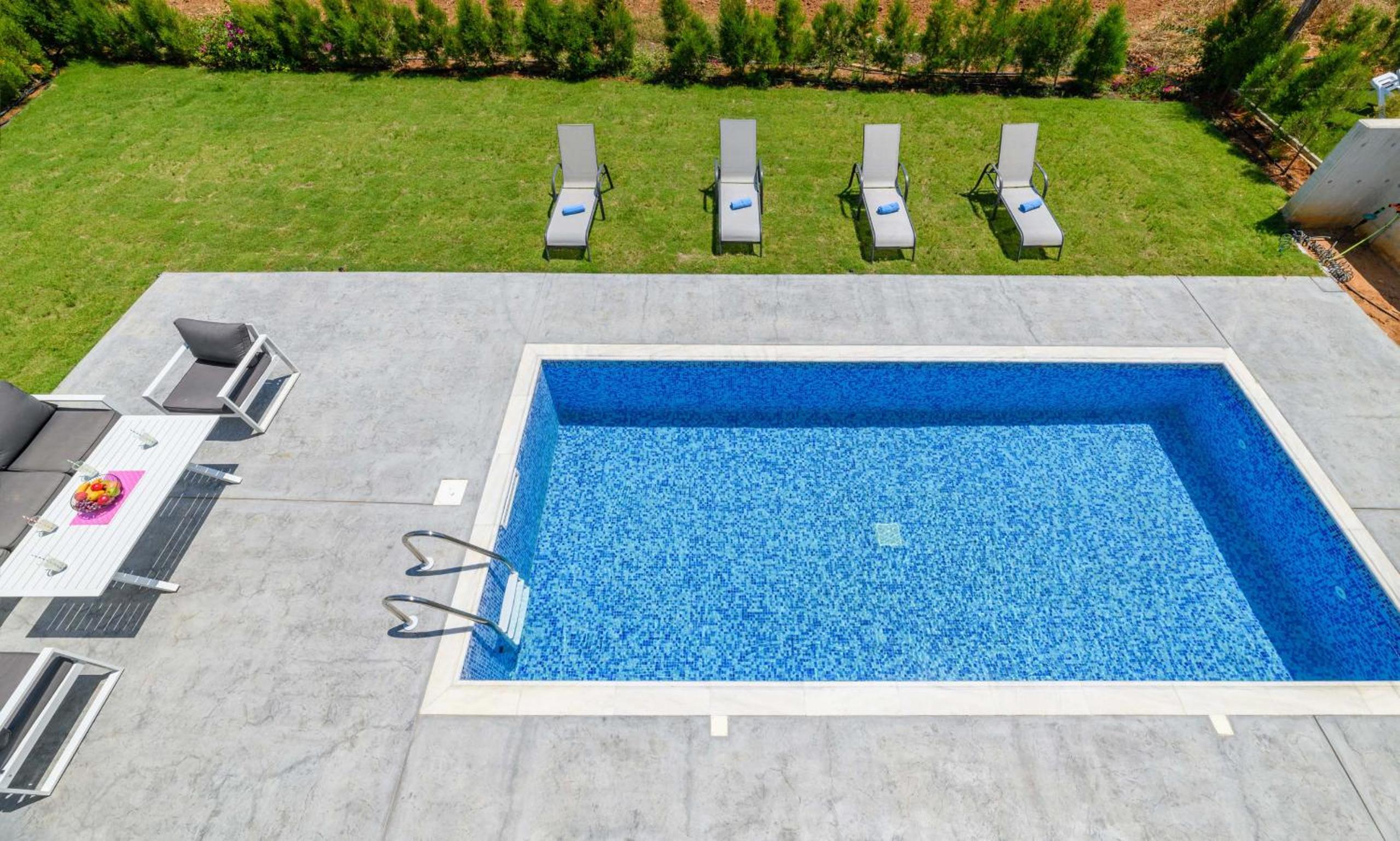 By The Beach - White Coral Villa