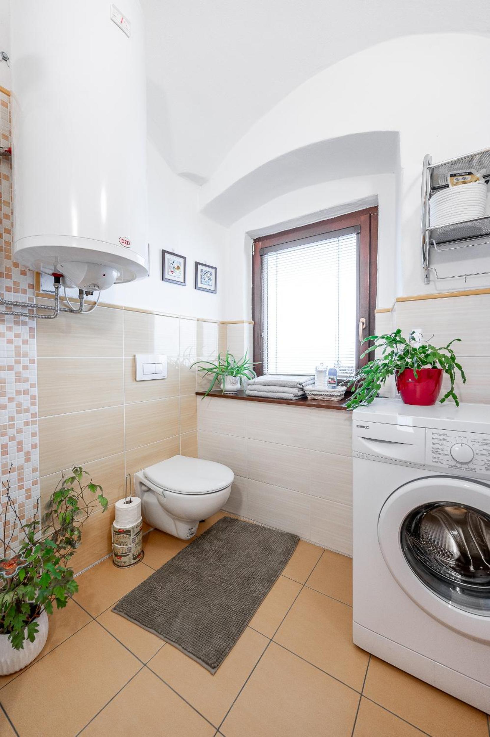 Valentina 2 room flat Hlavná Košice with parking for Fee view 5