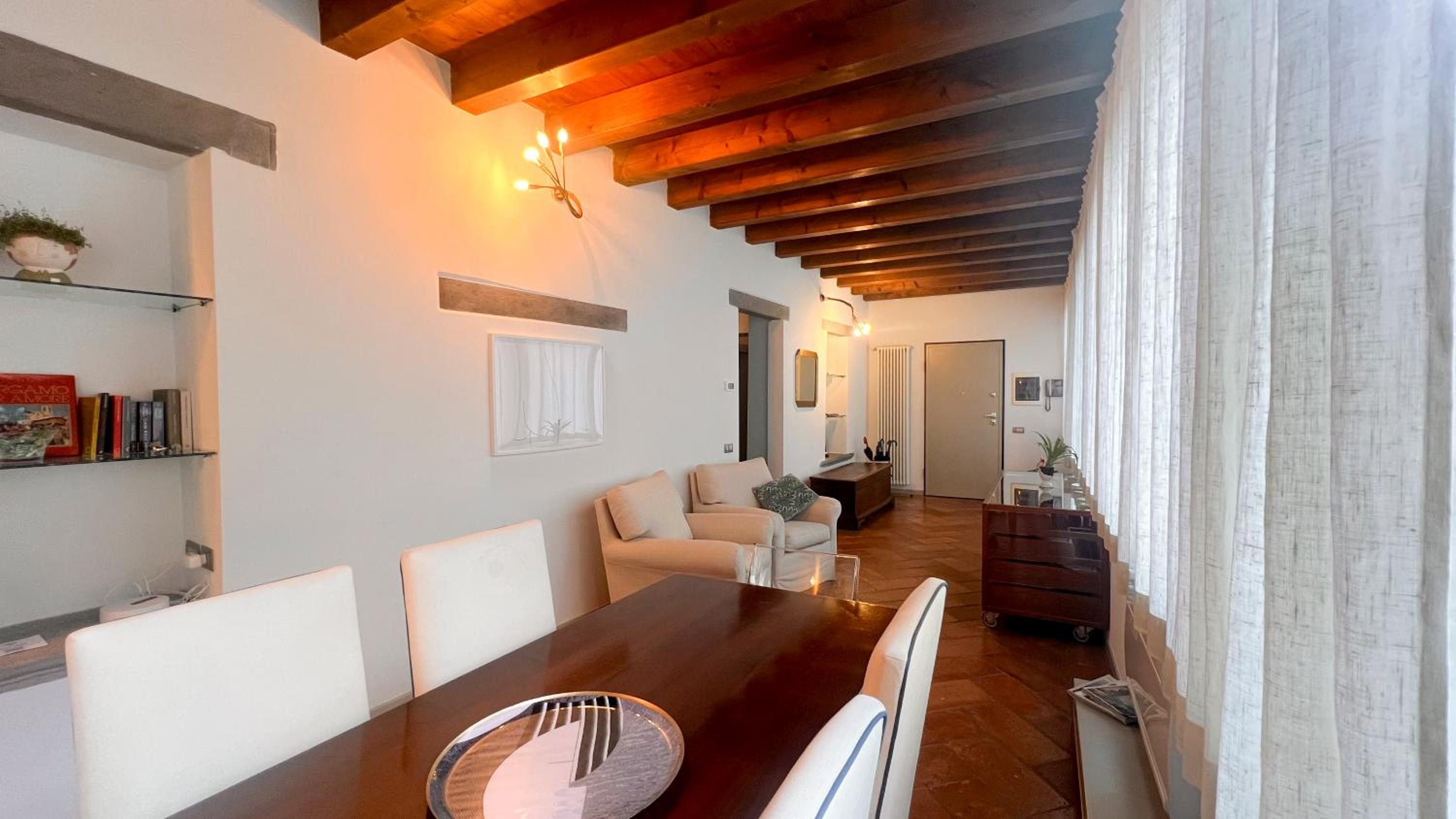Casa Viola