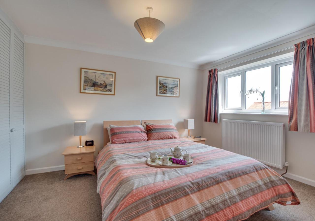 3 Bed in Ravenscar oc-sa397