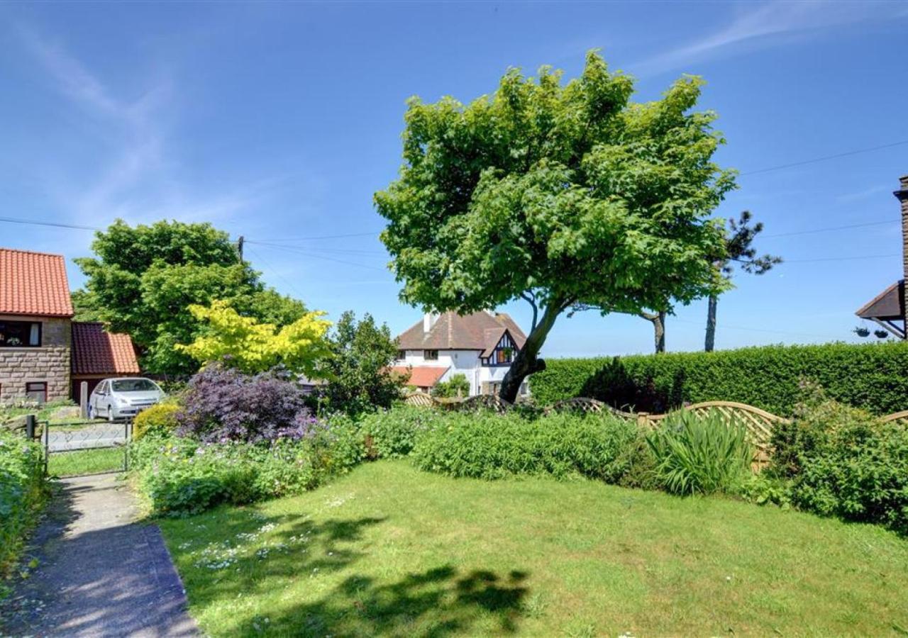 3 Bed in Ravenscar oc-sa397