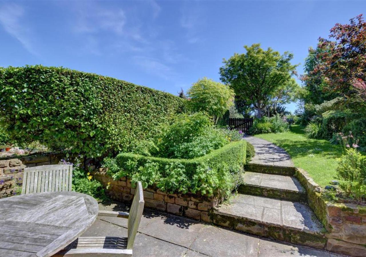 3 Bed in Ravenscar oc-sa397