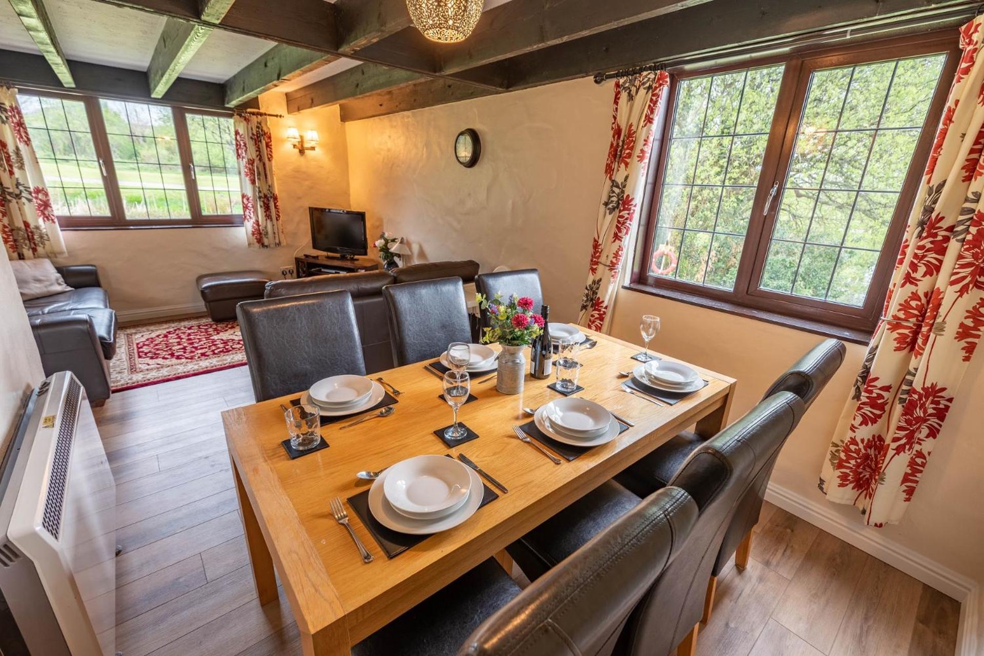 Lakeside Cottage