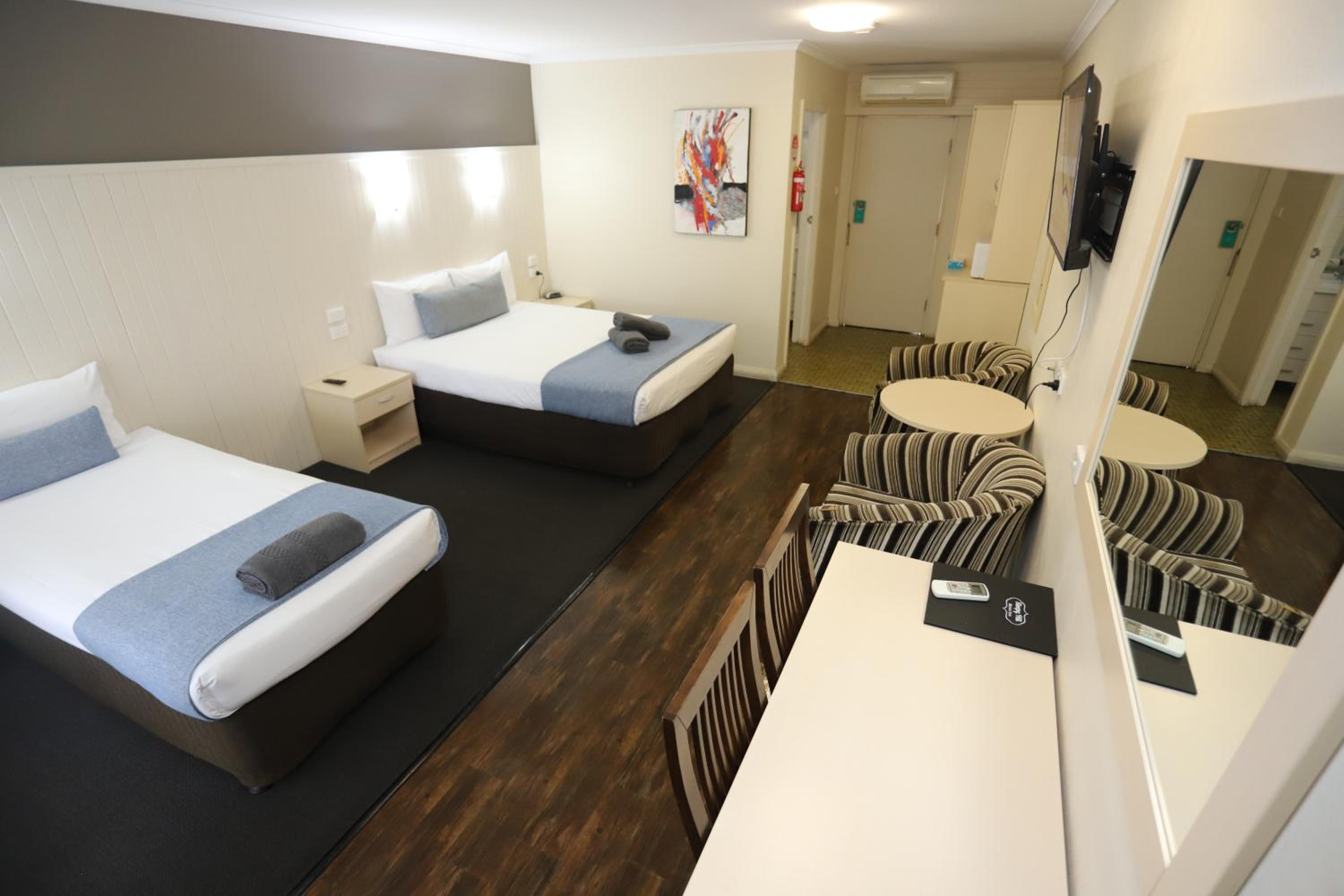 Sleepy Hill Motor Inn