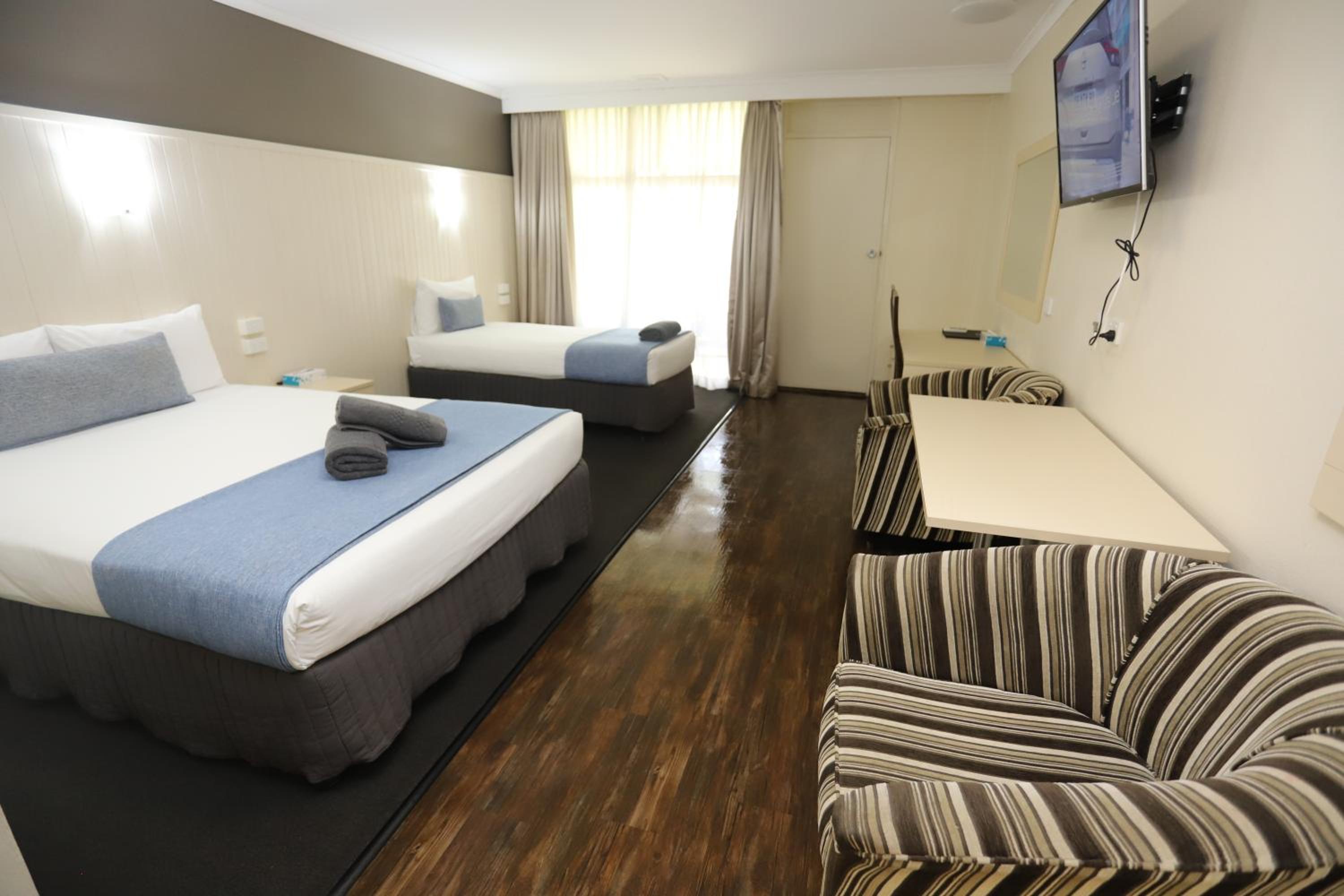 Sleepy Hill Motor Inn