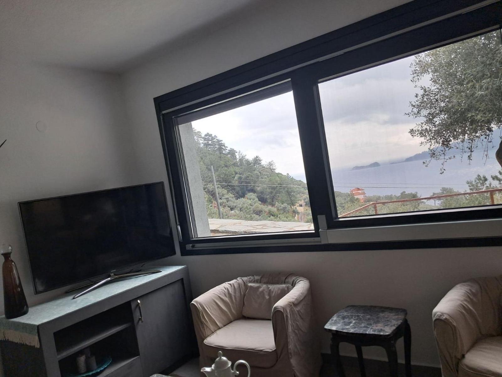 Waterview Villa