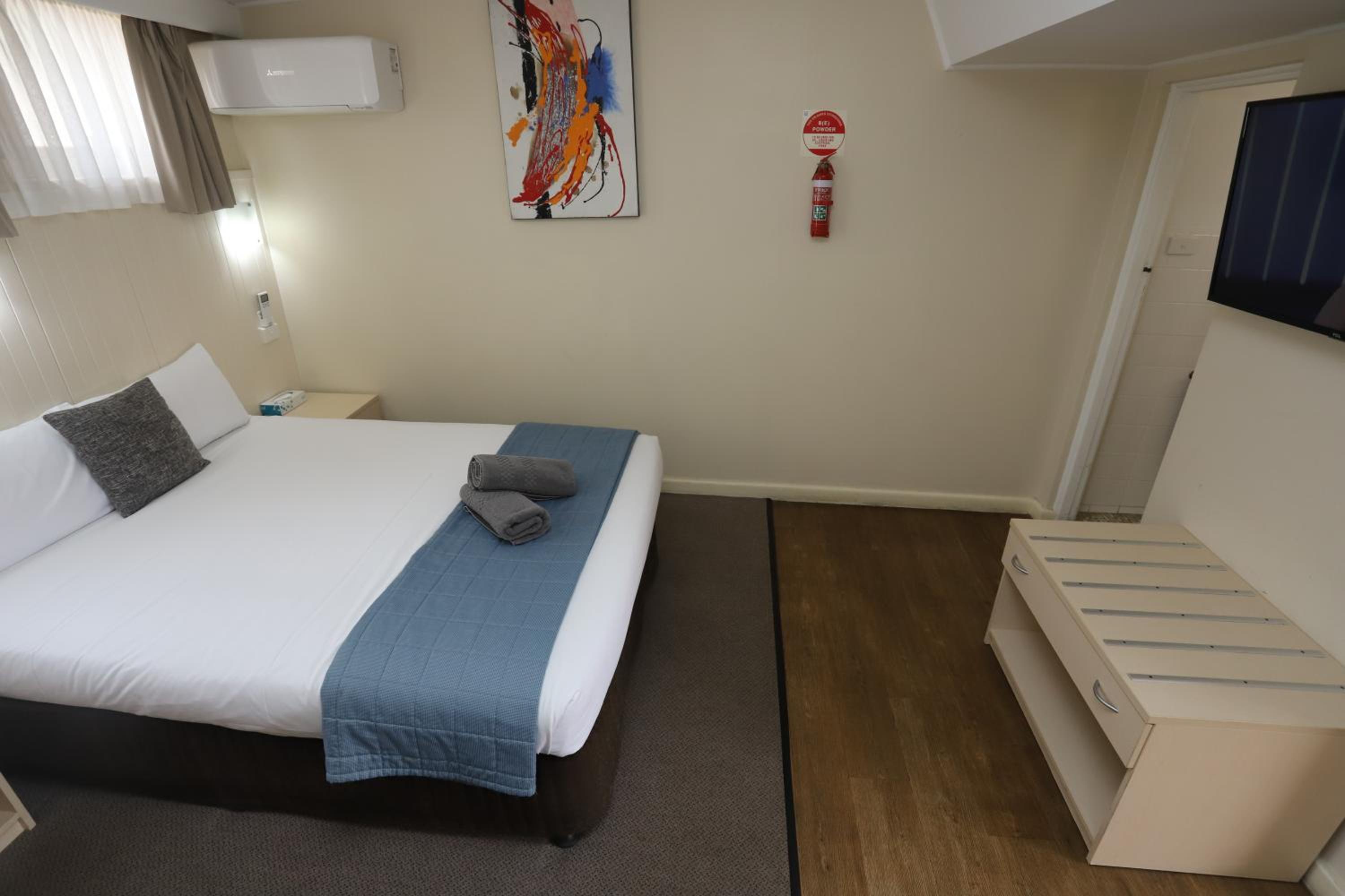 Sleepy Hill Motor Inn