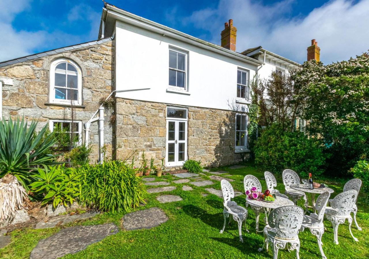7 Bed in Mousehole oc-boslan