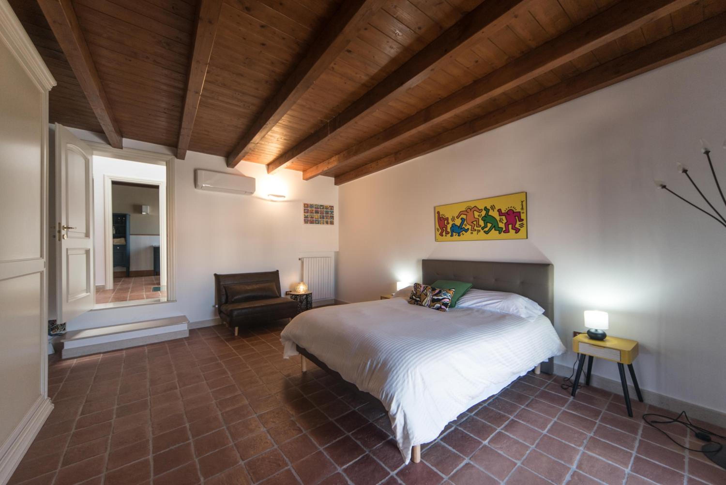 Sui tetti di Trani Harbour suite
