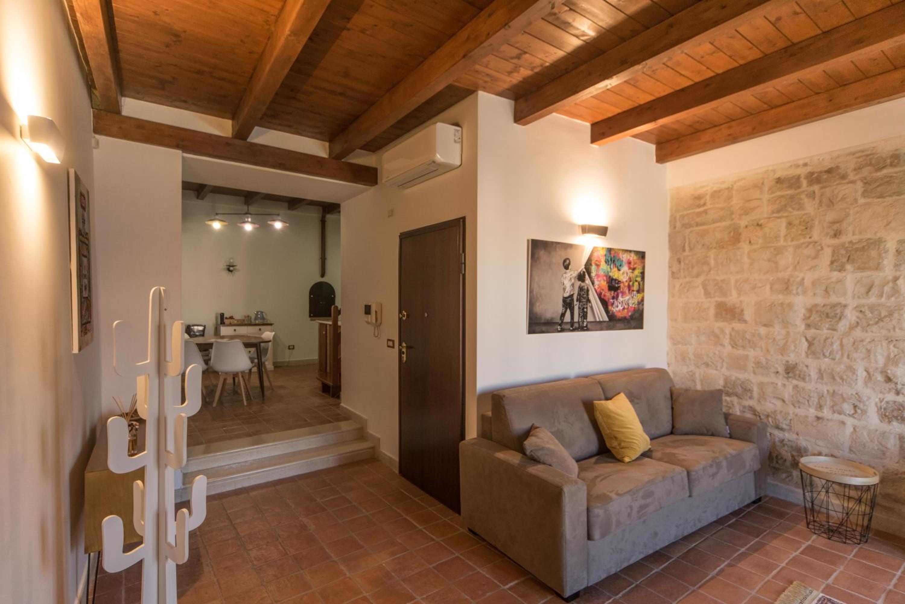 Sui tetti di Trani Harbour suite