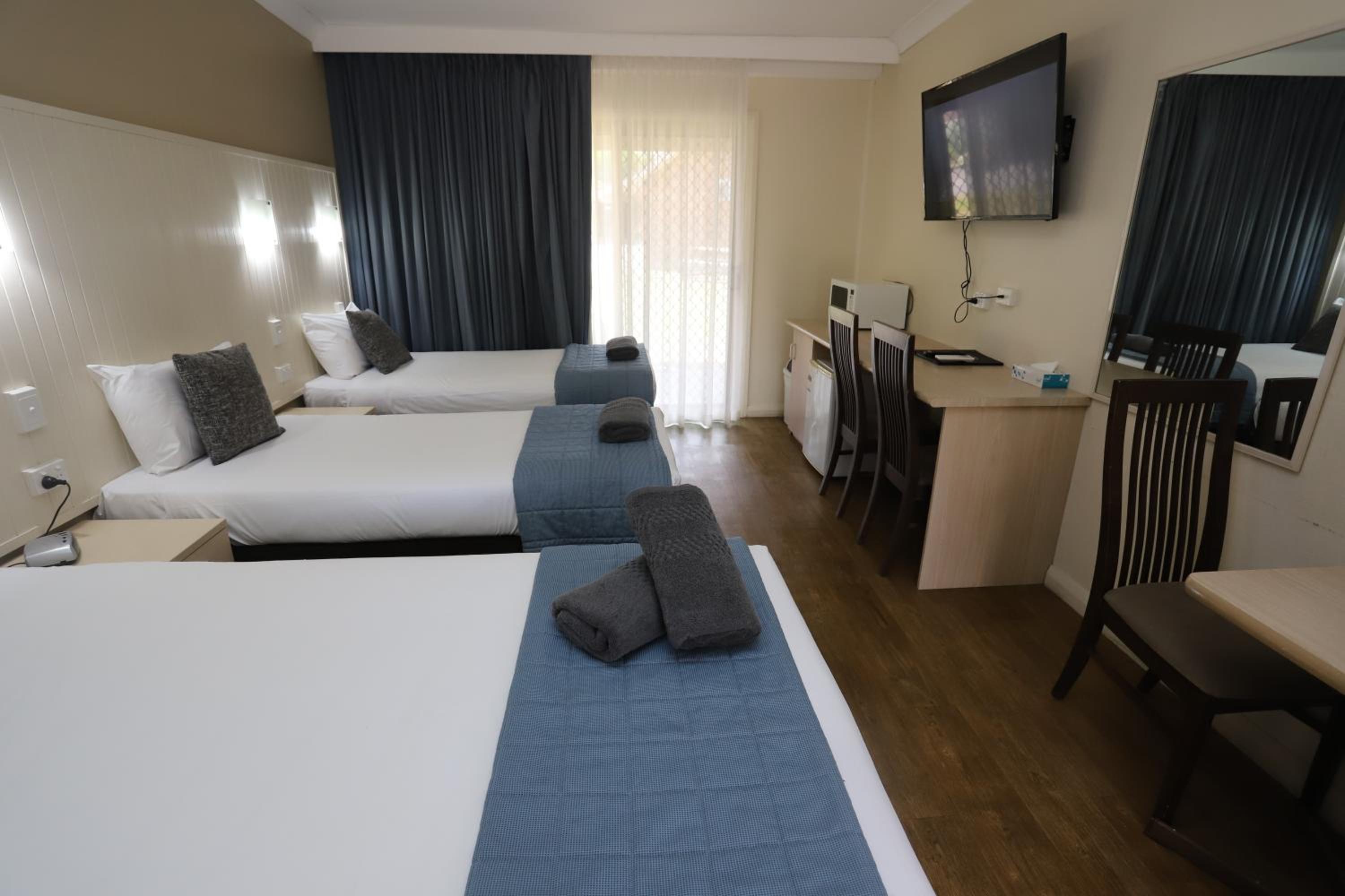 Sleepy Hill Motor Inn