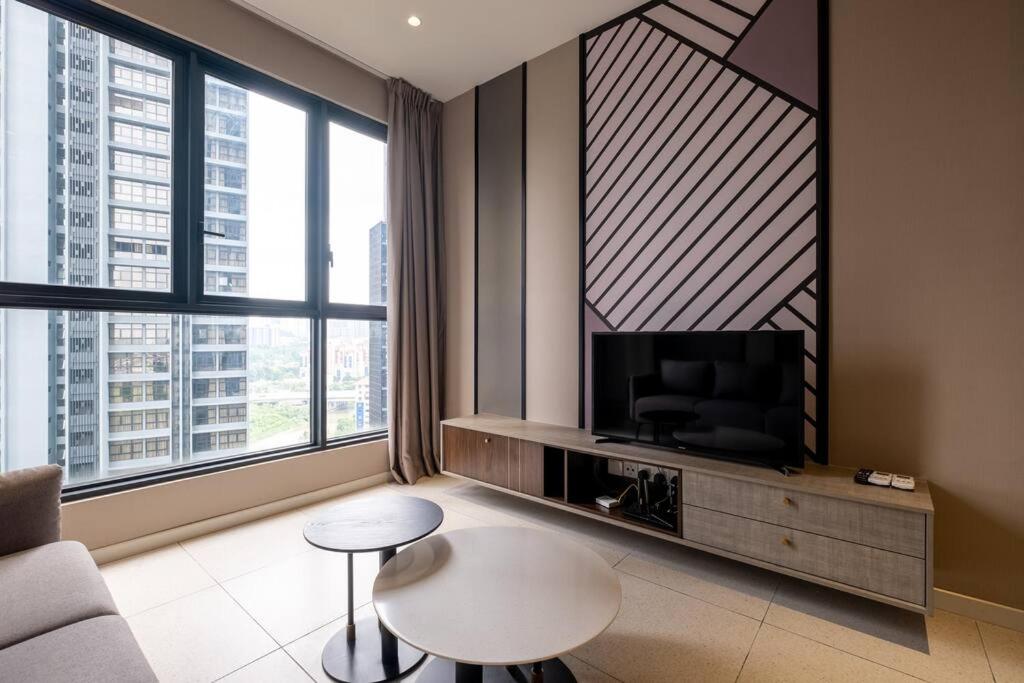 Millerz Square by Feel home Free Bus to Mid Valley KL Sentral