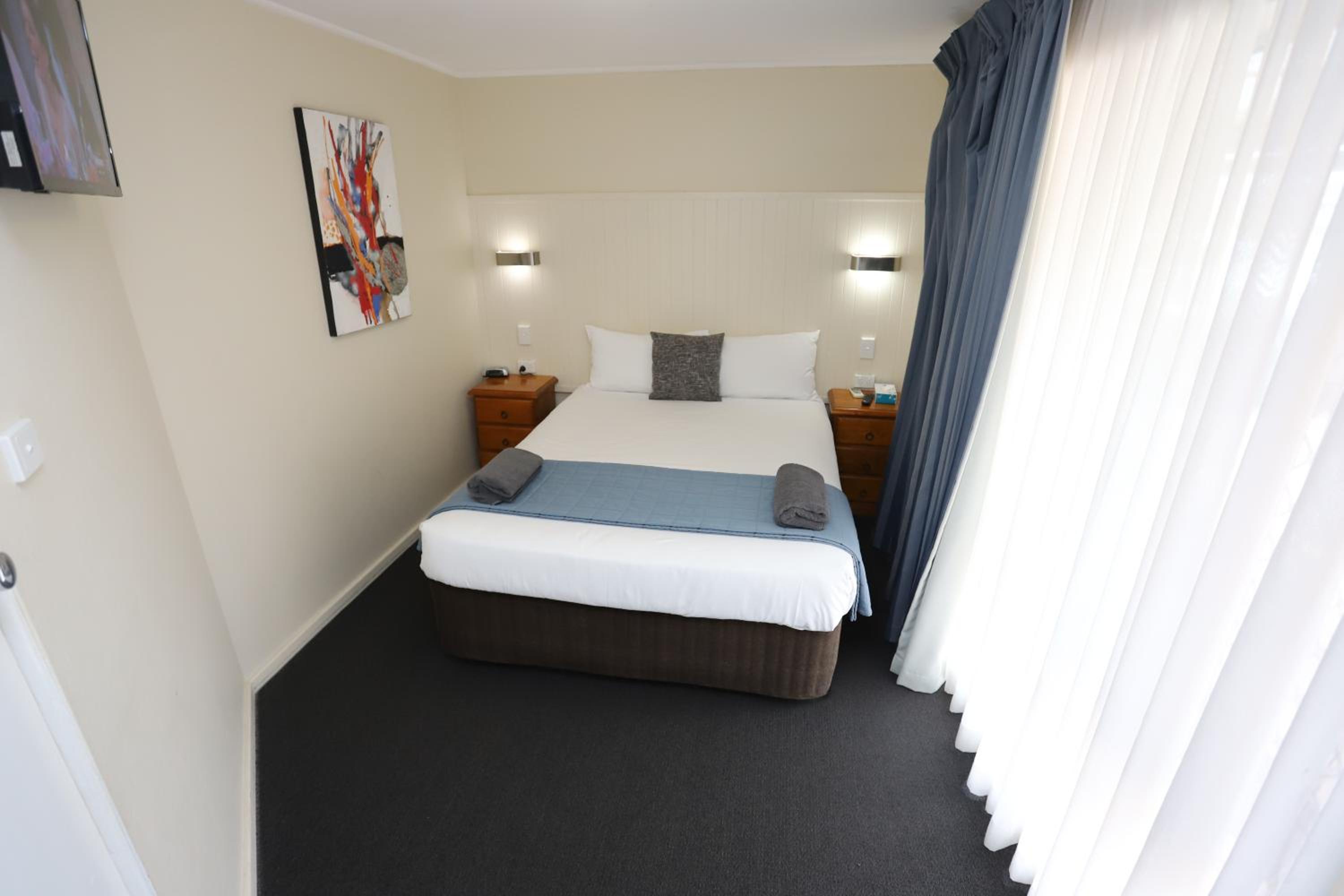 Sleepy Hill Motor Inn