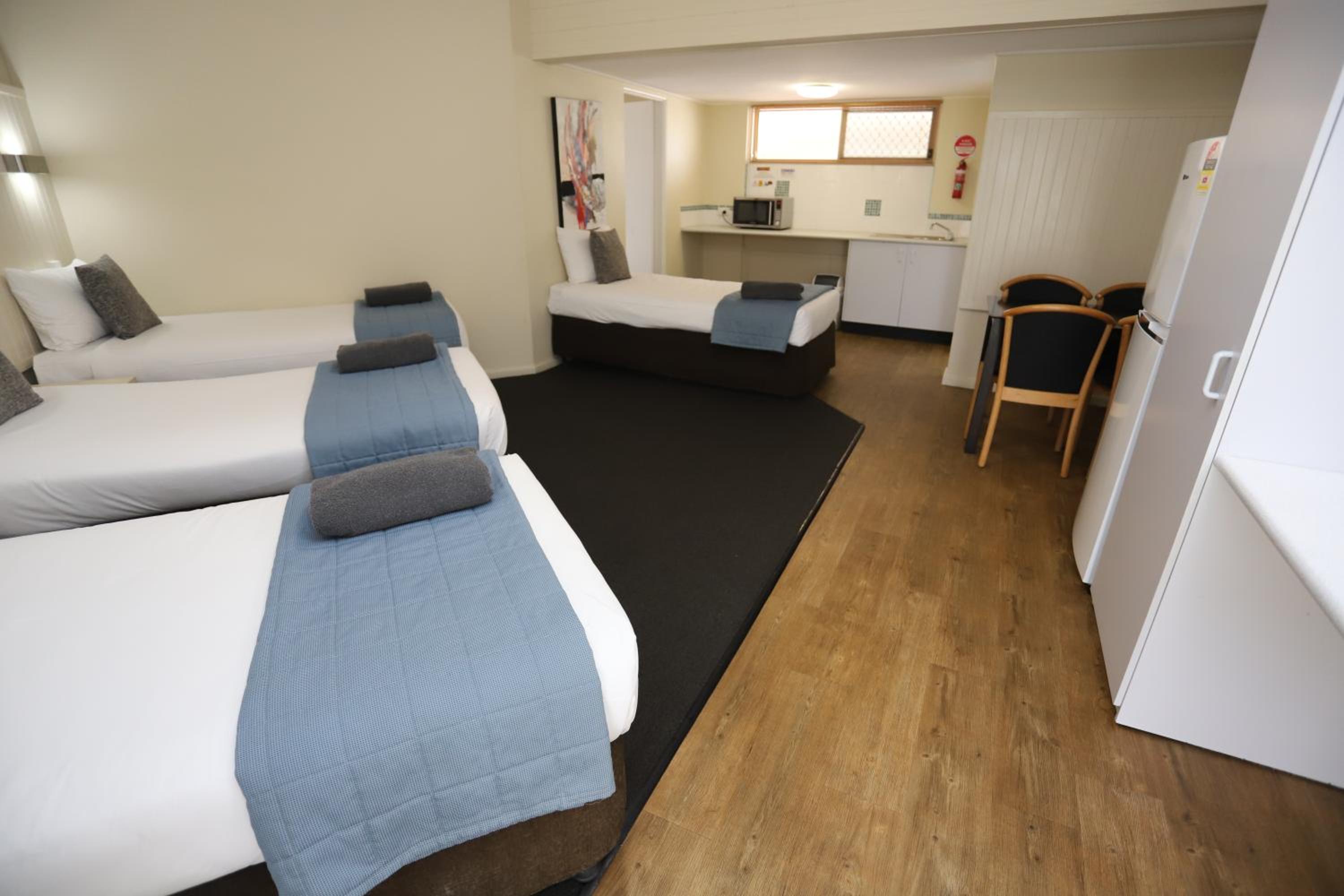 Sleepy Hill Motor Inn