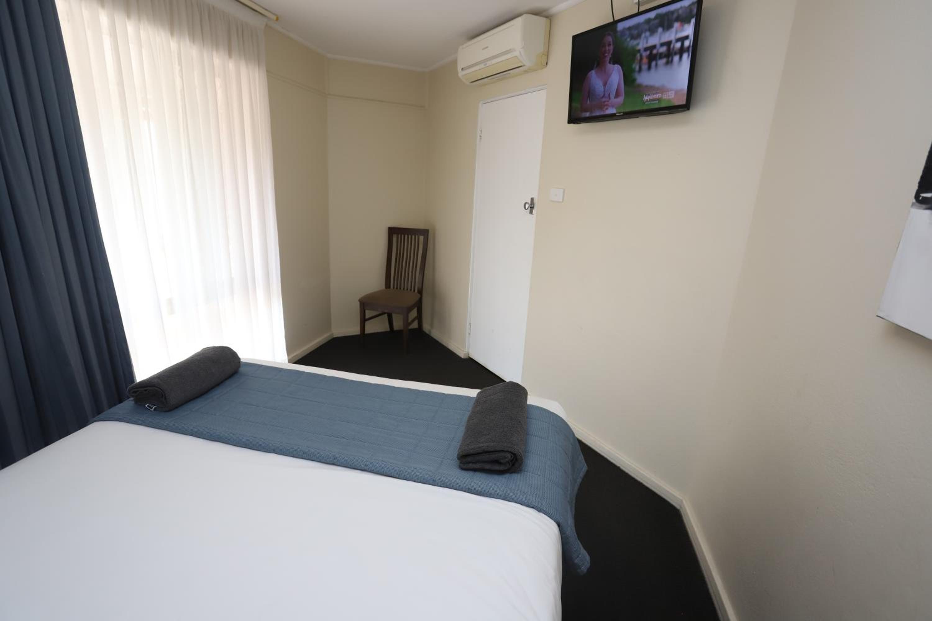 Sleepy Hill Motor Inn