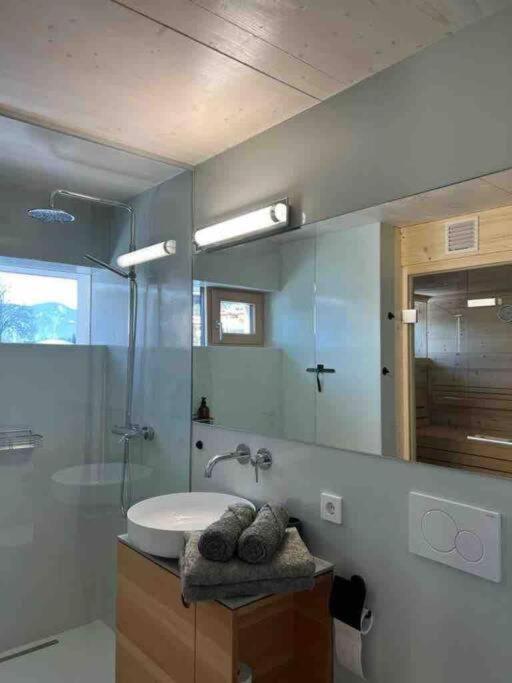 TIROLER TRIS modern villa 10 beds