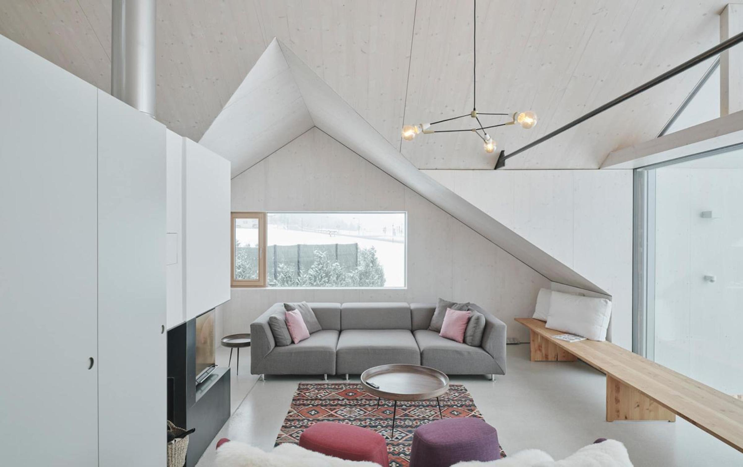 TIROLER TRIS modern villa 10 beds
