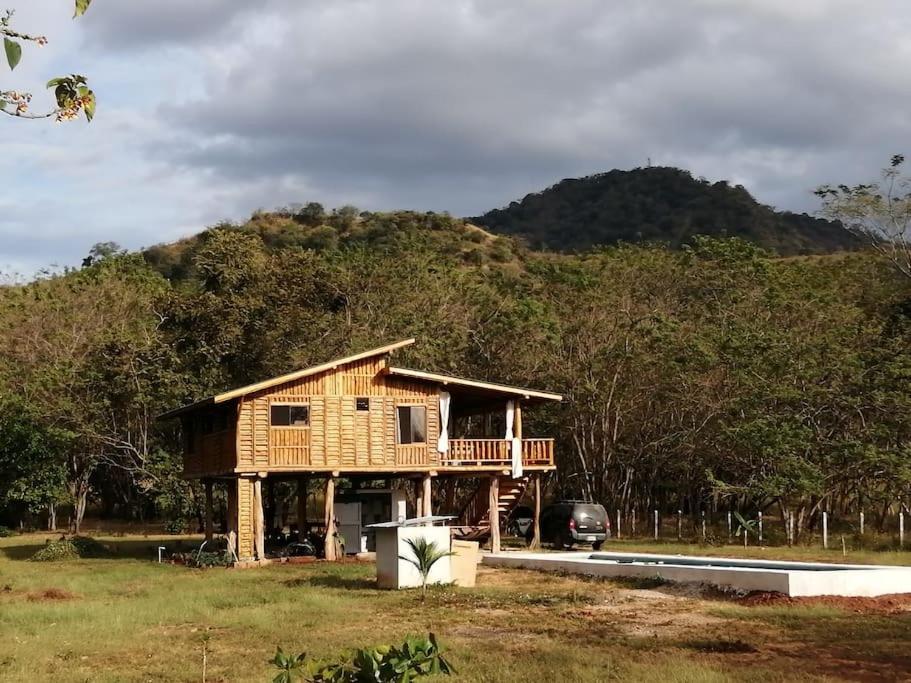 Maison autonome en bois, à Brasilito