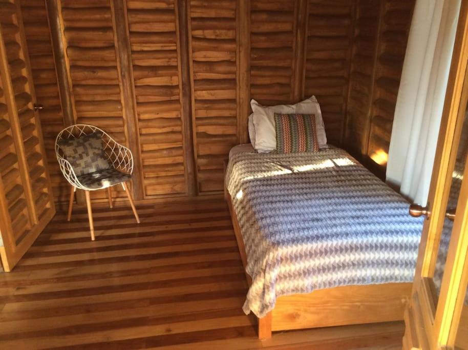 Maison autonome en bois, à Brasilito