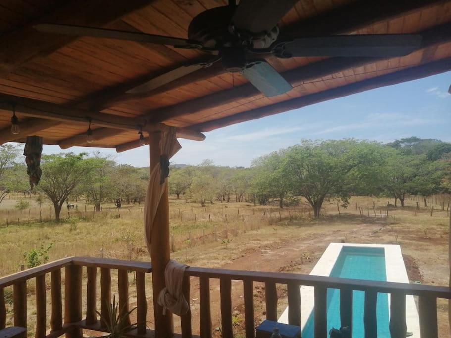 Maison autonome en bois, à Brasilito