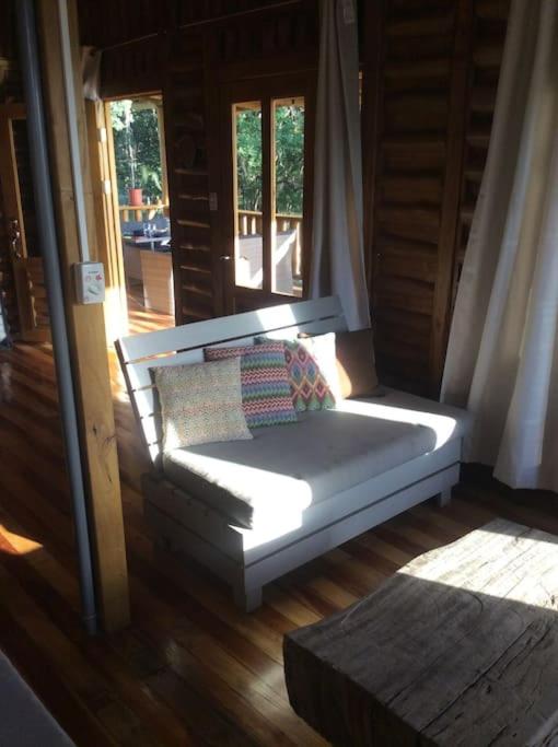 Maison autonome en bois, à Brasilito