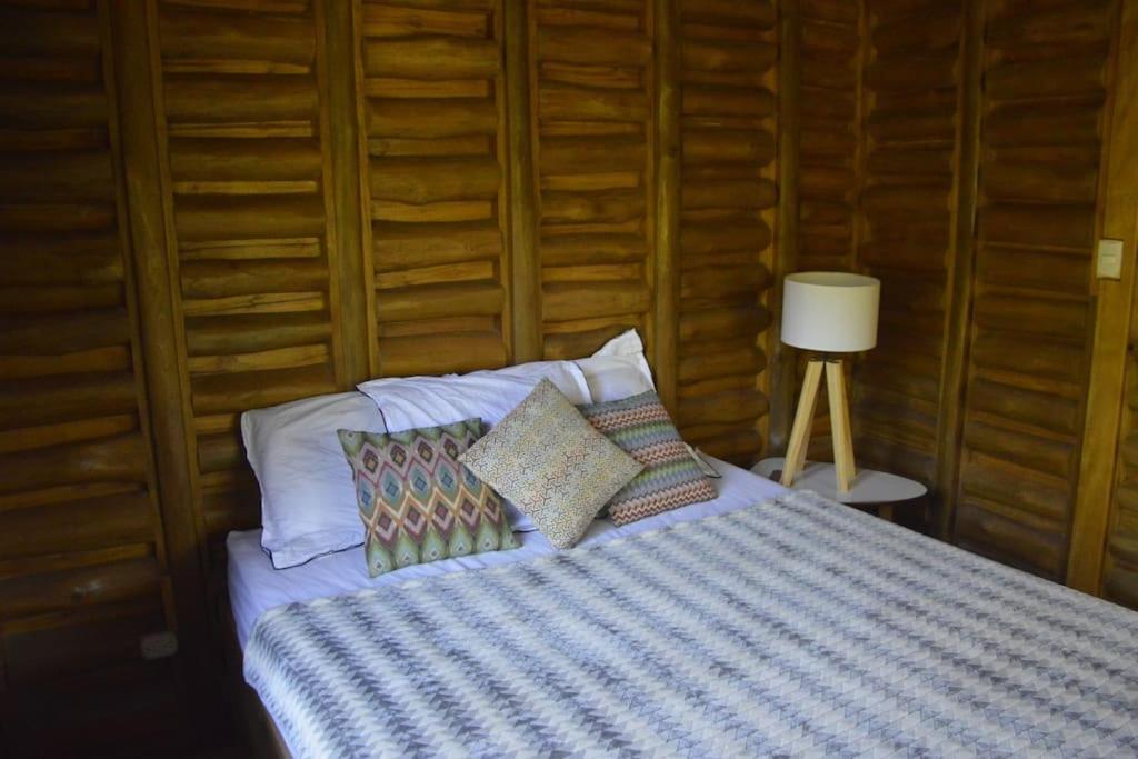 Maison autonome en bois, à Brasilito