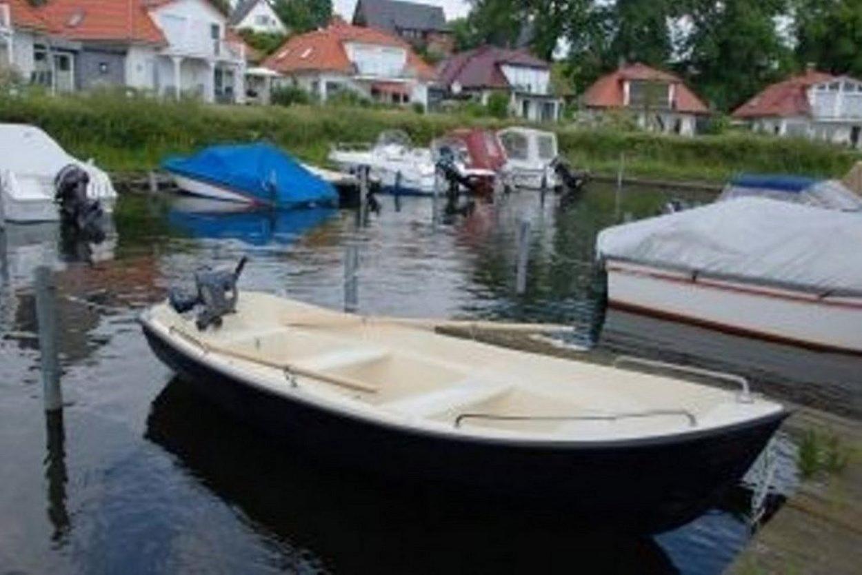 Seetraum 10 mit Ruderboot - ABC212
