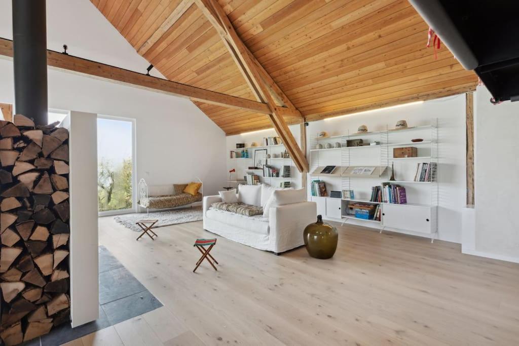 Completely refurbished typical Swiss farmhouse