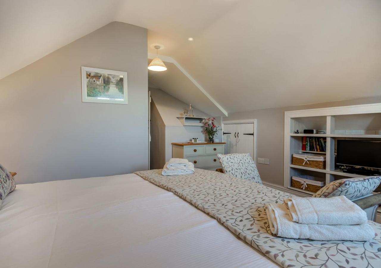 Alde Cottage