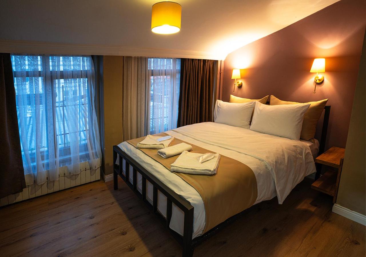 THE BEYBÛN HOTEL - Image 16