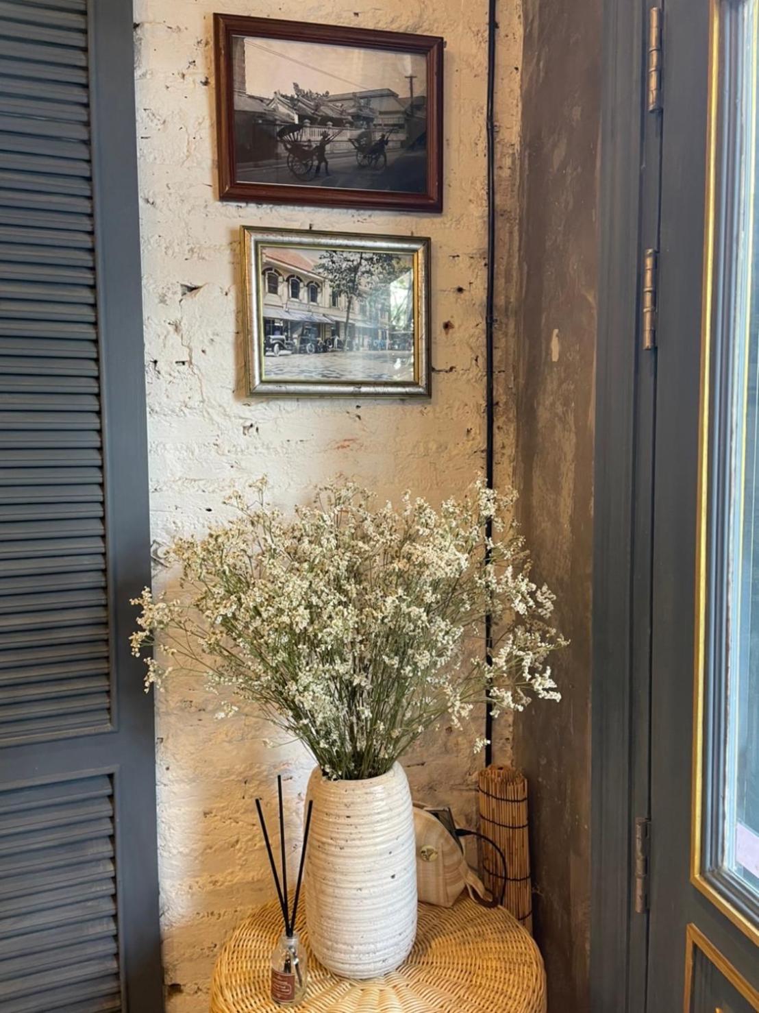 Central Old Town Cottage