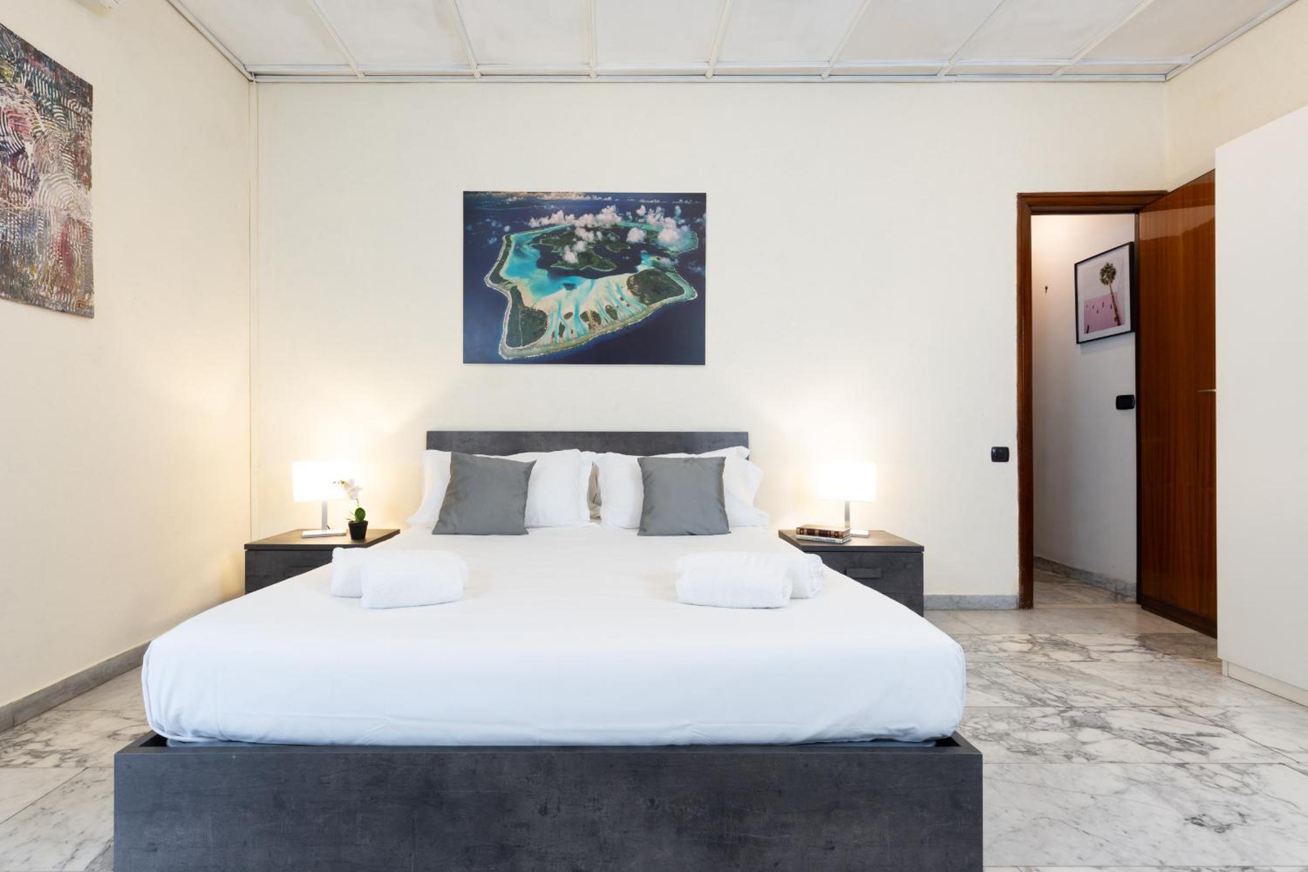 VATICAN Gregory Apartment