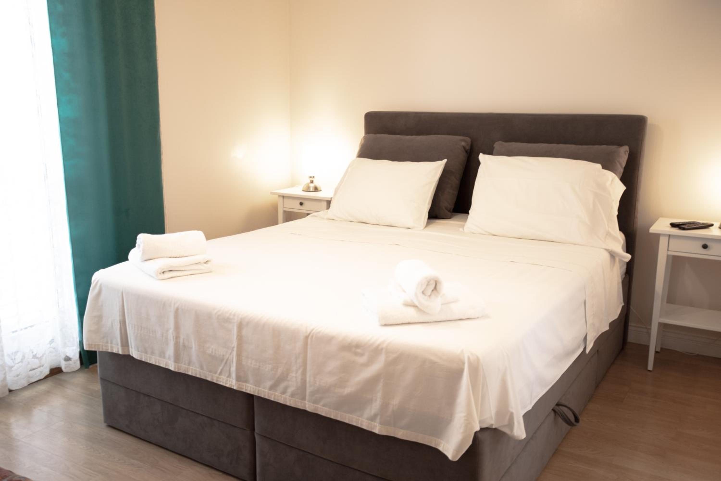 Apartments Mijajov Dvor